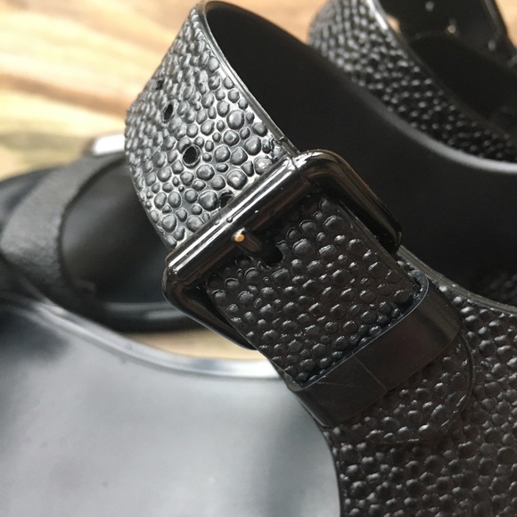 Givenchy black rubber jelly sandals pebble jewel 5 - Picture 6 of 8